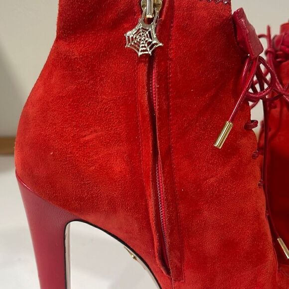 Charlotte Olympia Women's Suede Laced Platform Ankle
Booties Size 38 - Picture 6 of 11